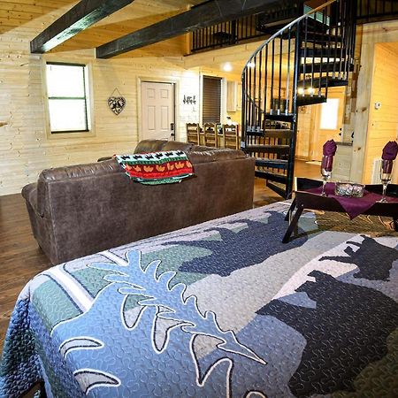 Villa Gatlinburg - Honeymoon Hideaway Extérieur photo