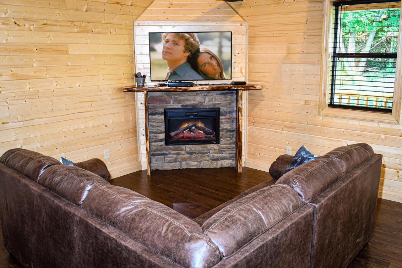 Villa Gatlinburg - Honeymoon Hideaway Extérieur photo